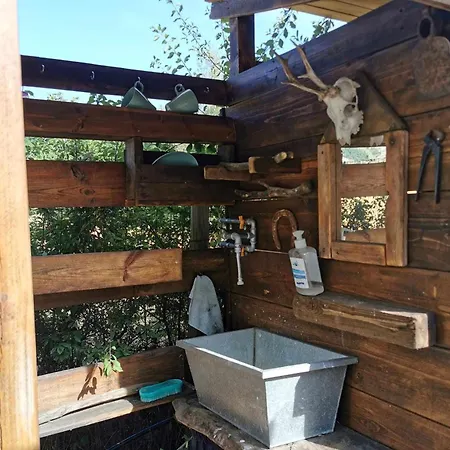 Tente de luxe Borgoguerzano77 *